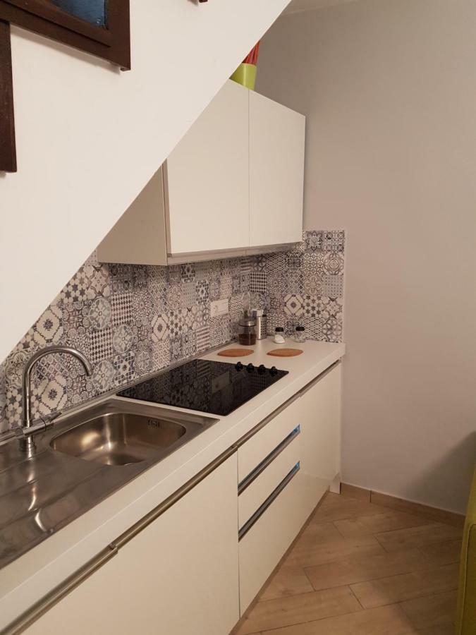 דירות נאפולי La Casa Di Abbi מראה חיצוני תמונה
