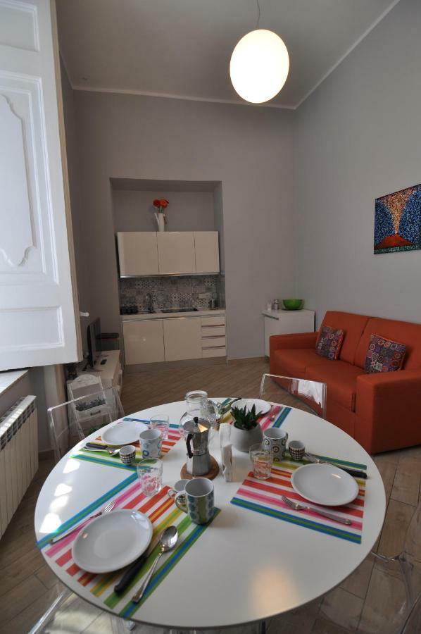 דירות נאפולי La Casa Di Abbi מראה חיצוני תמונה