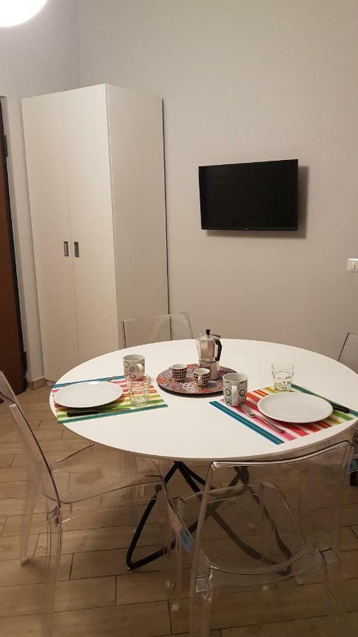 דירות נאפולי La Casa Di Abbi מראה חיצוני תמונה